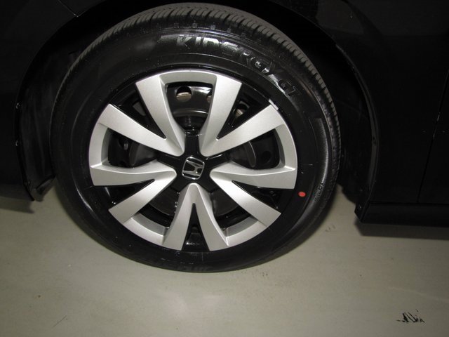 Certified 2025 Honda Civic LX image 24