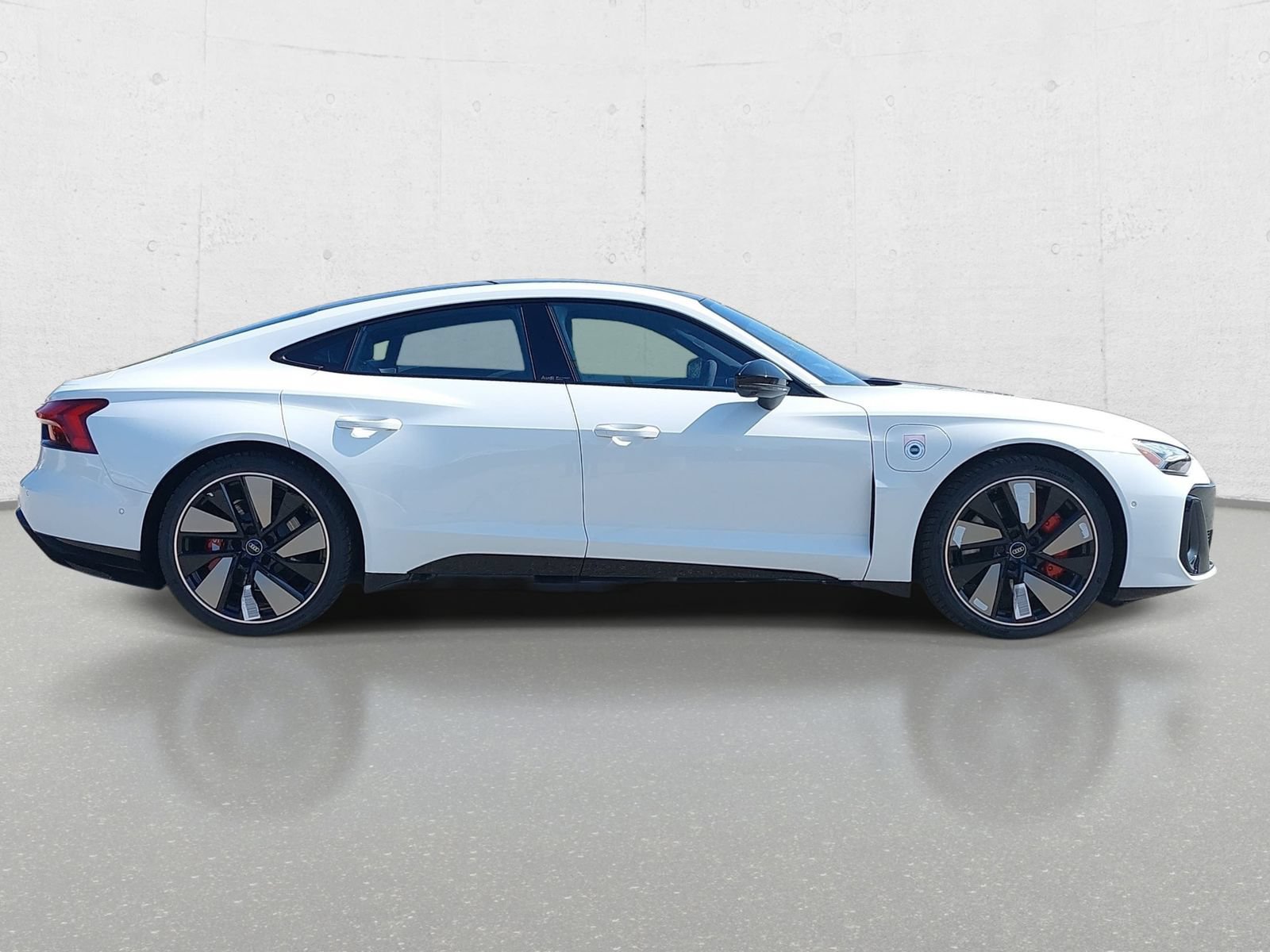 New 2026 Audi S e-tron GT Premium Plus AWD/4WD image 4