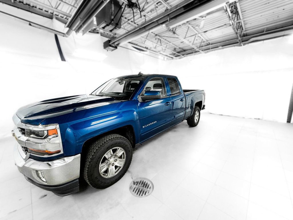 Used 2017 Chevrolet Silverado 1500 LT w/ All Star Edition image 3