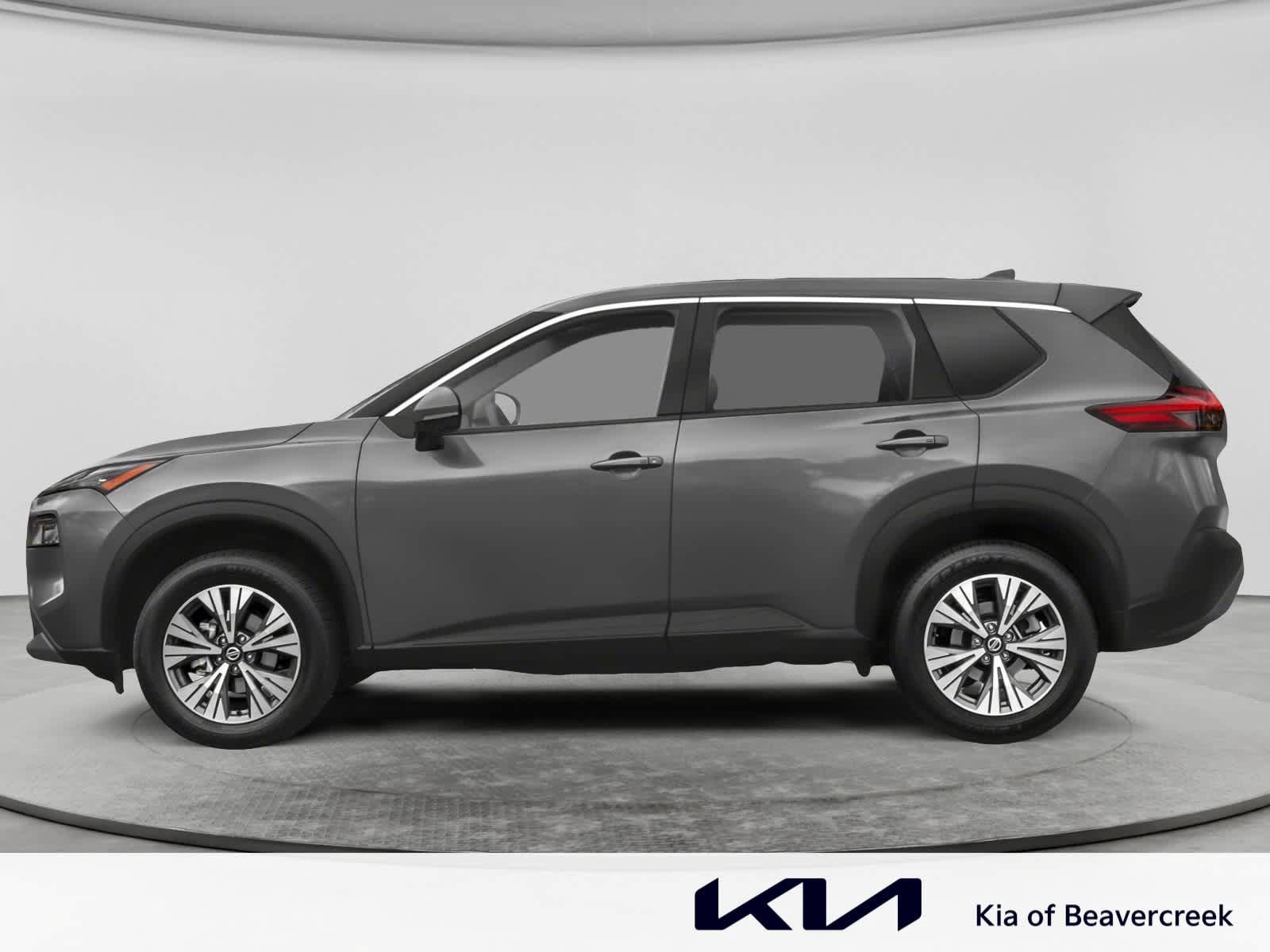 Used 2022 Nissan Rogue SV FWD image 3