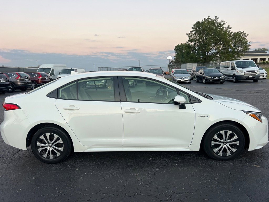 Used 2021 Toyota Corolla LE image 8
