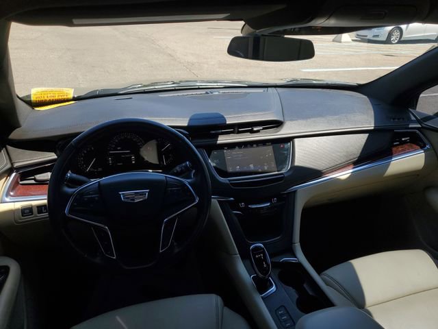 Used 2018 Cadillac XT5 Luxury w/ Driver Awareness Package AWD/4WD image 26