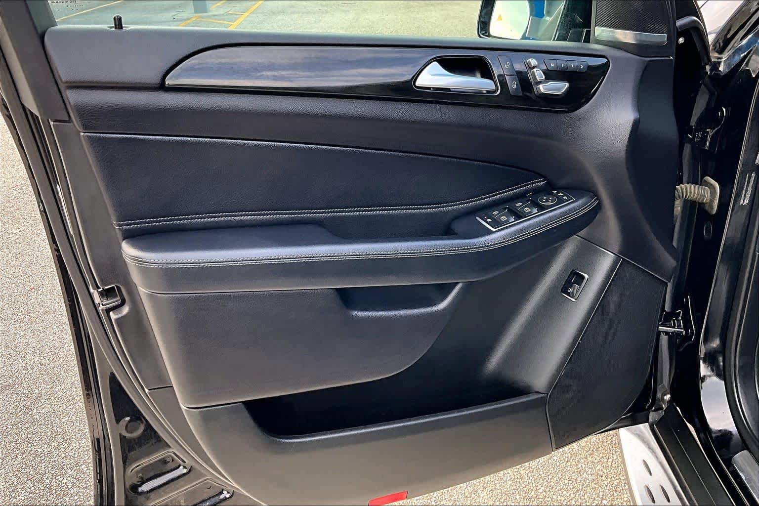 Used 2018 Mercedes-Benz GLE 350 4MATIC image 22