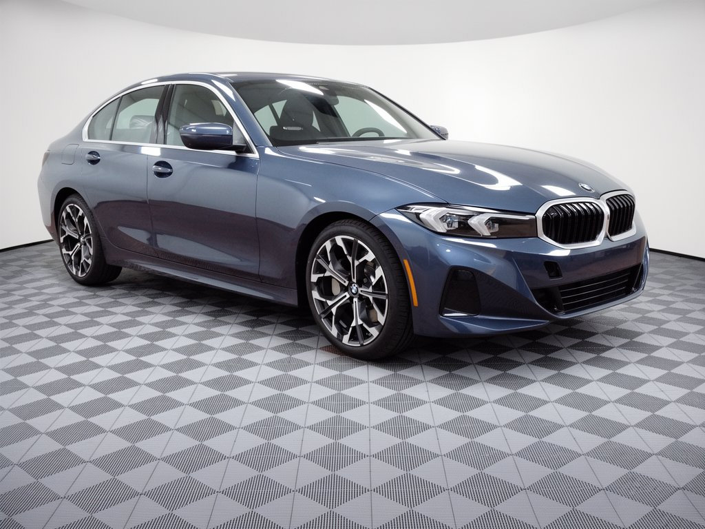 Used 2026 BMW 330i xDrive Sedan w/ Premium Package AWD/4WD image 3