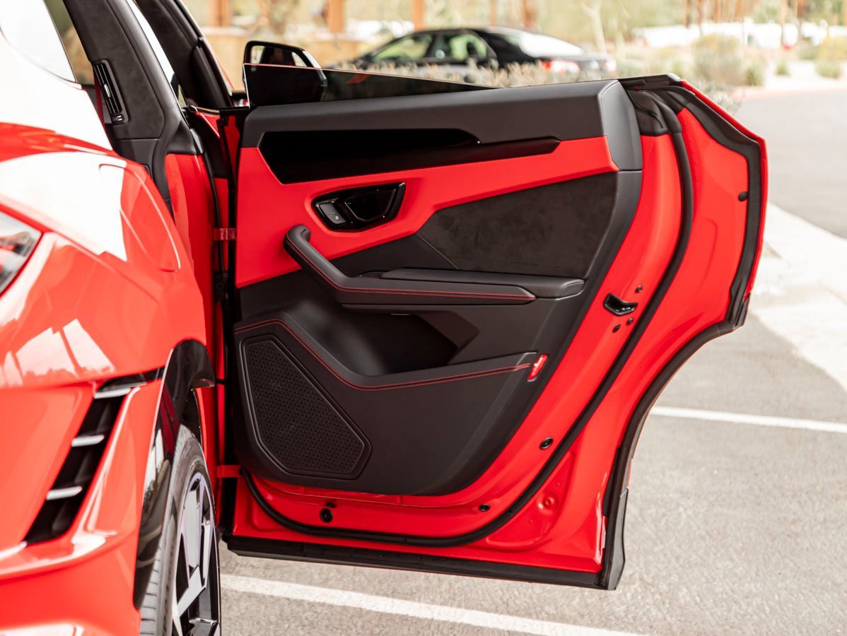 Used 2024 Lamborghini Urus S image 21