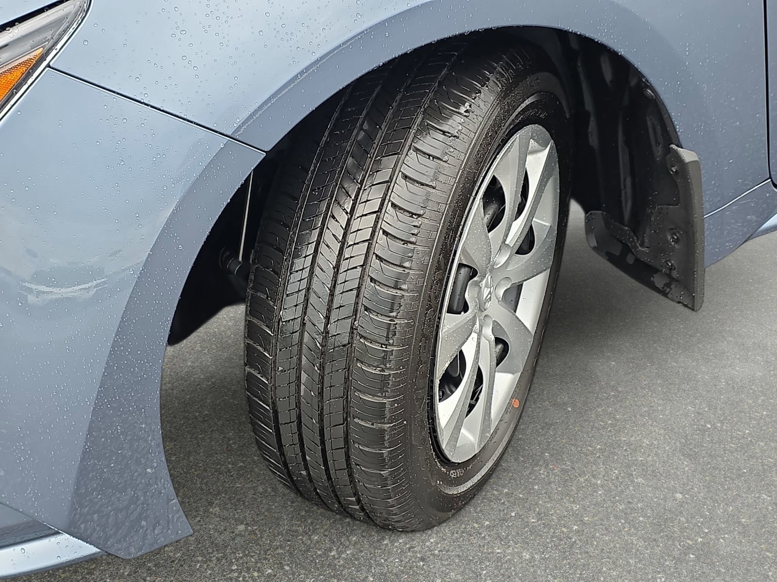 Used 2026 Toyota Corolla LE FWD image 30