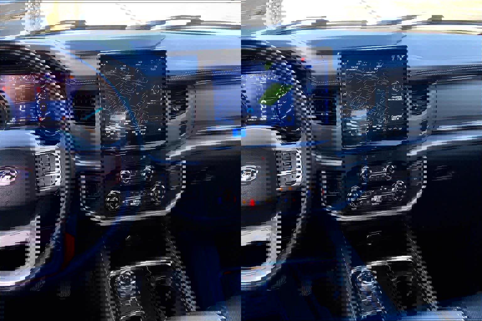 Certified 2023 Ford Expedition XLT image 7