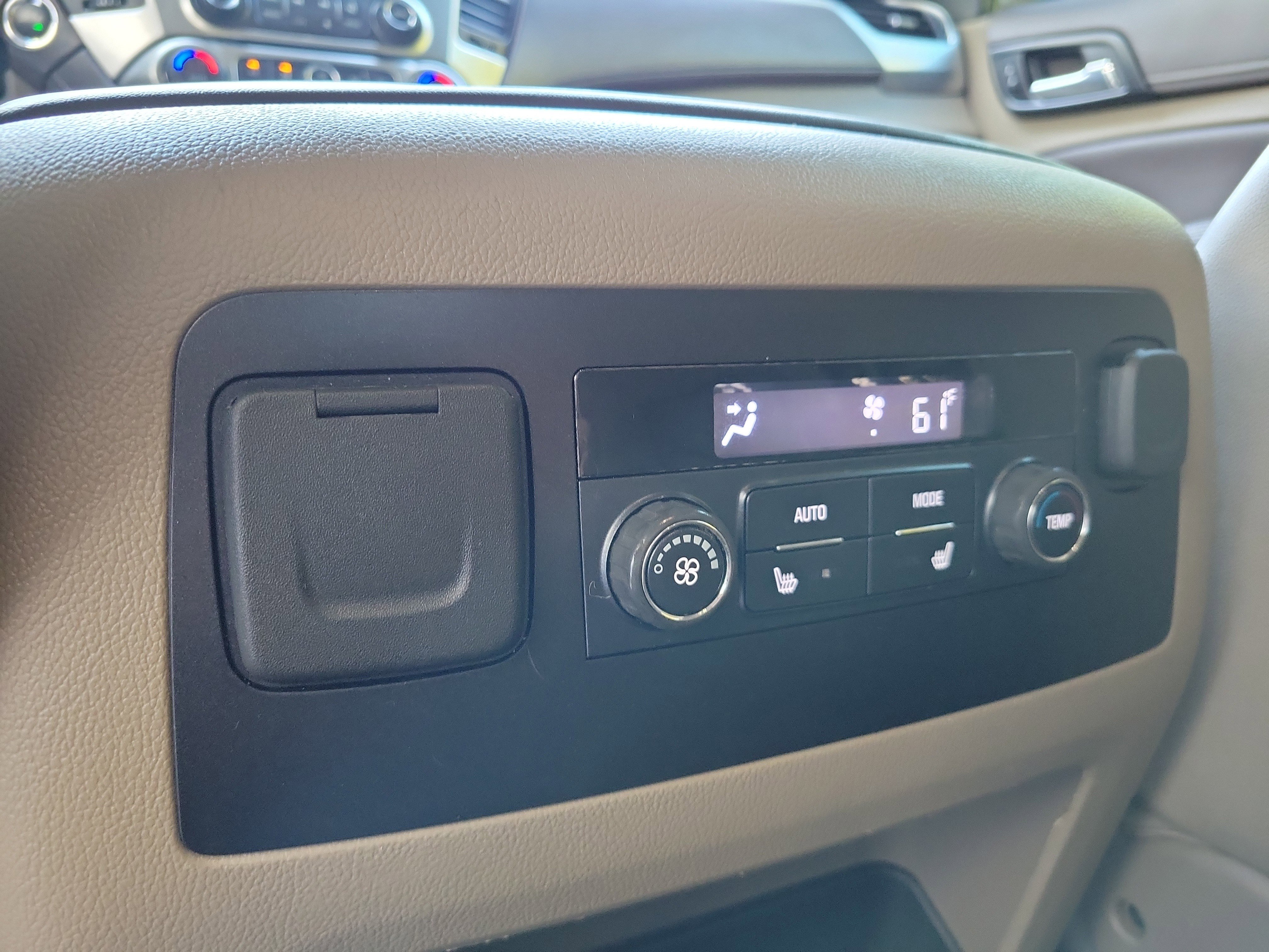 Used 2019 Chevrolet Tahoe Premier image 10