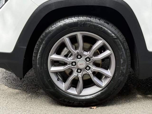 Certified 2024 GMC Terrain SLT AWD/4WD image 8