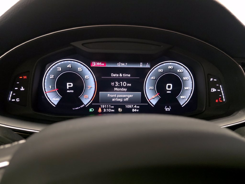 Used 2023 Audi Q8 Premium Plus AWD/4WD image 25