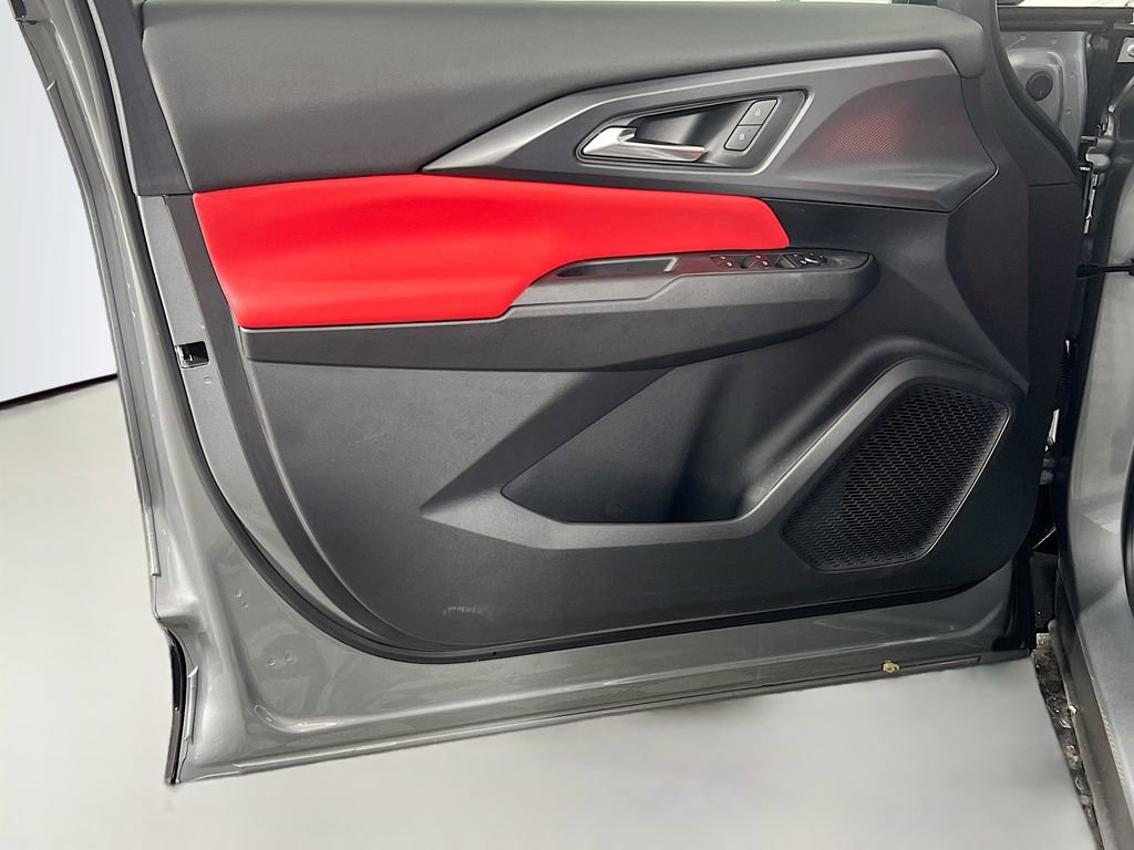 New 2026 Chevrolet Equinox EV RS image 18