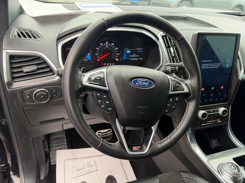 Used 2021 Ford Edge ST image 22