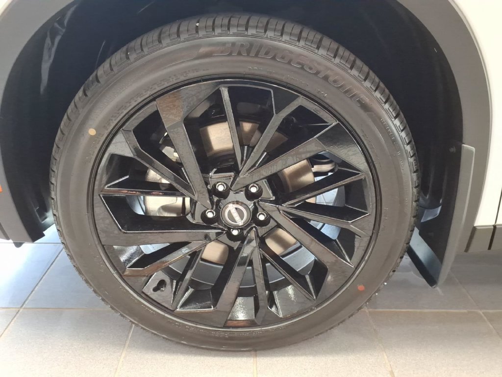 New 2026 Nissan Rogue SL AWD/4WD image 8