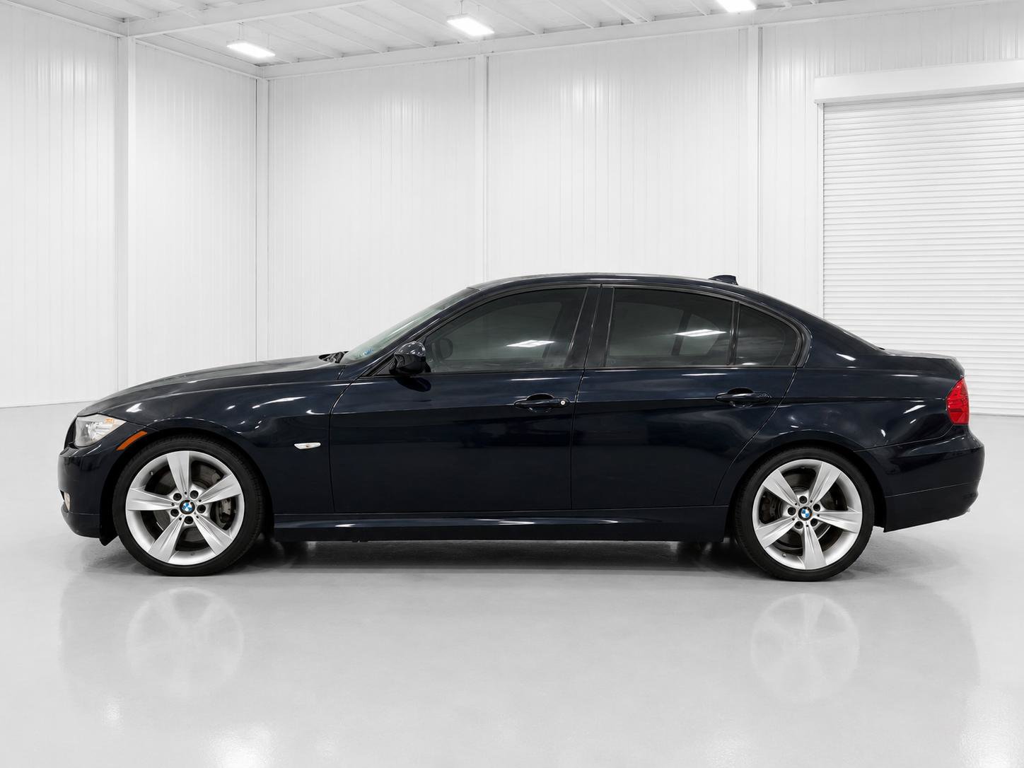 Used 2010 BMW 335i Sedan RWD image 10
