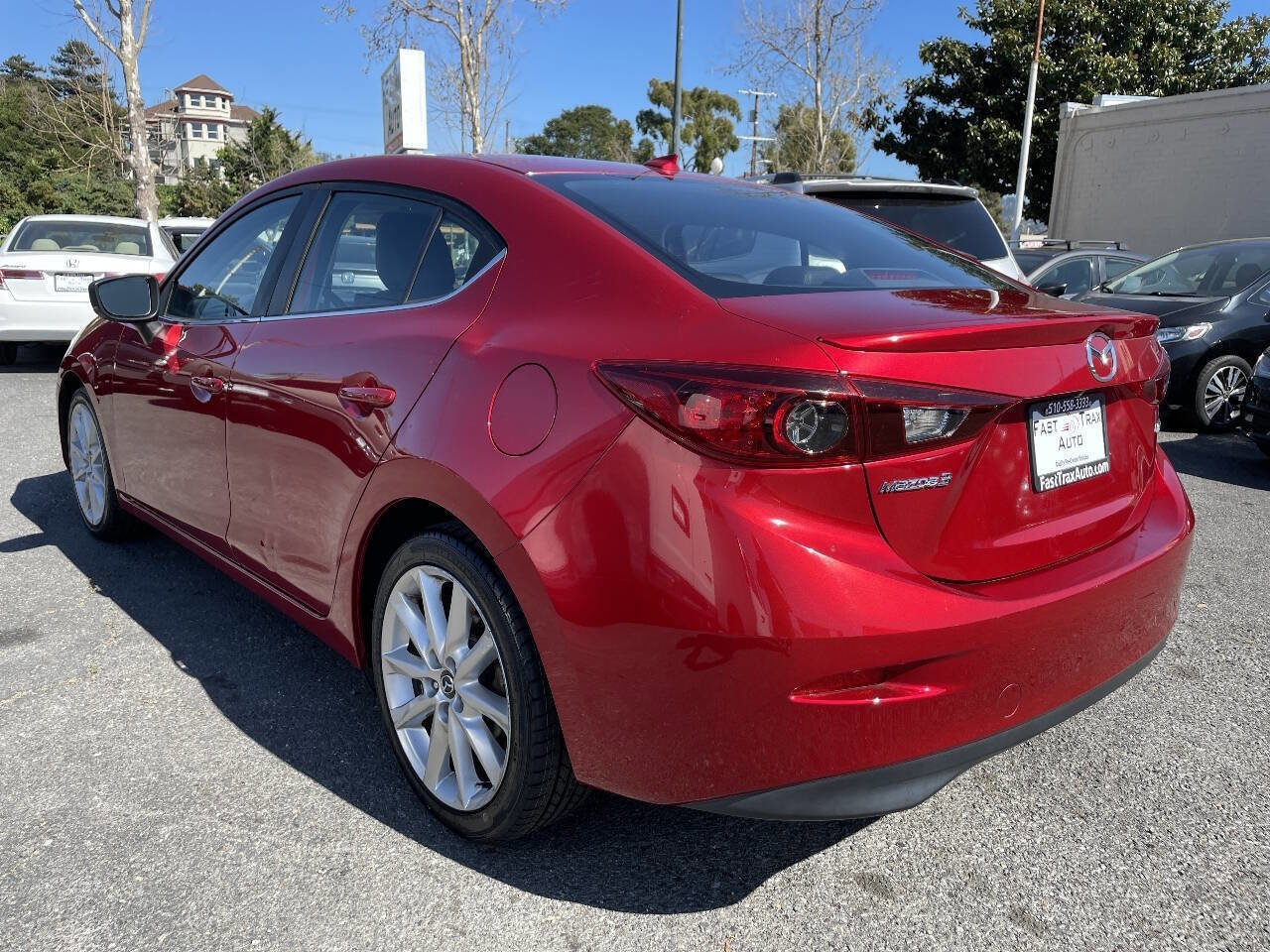 Used 2017 MAZDA MAZDA3 Grand Touring image 3