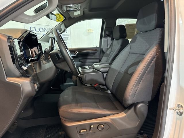 Used 2023 Chevrolet Silverado 1500 RST w/ Z71 Off-Road Package image 17