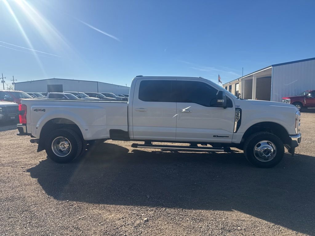 Used 2024 Ford F350 Lariat w/ FX4 Off-Road Package image 7