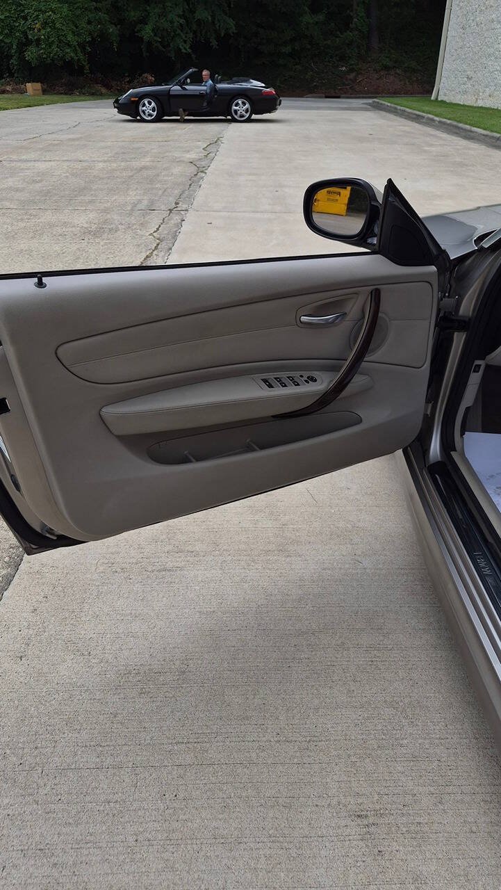 Used 2010 BMW 135i Convertible RWD image 29