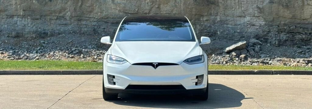 Used 2020 Tesla Model X image 5