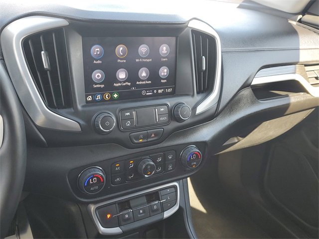 Used 2024 GMC Terrain SLT image 25