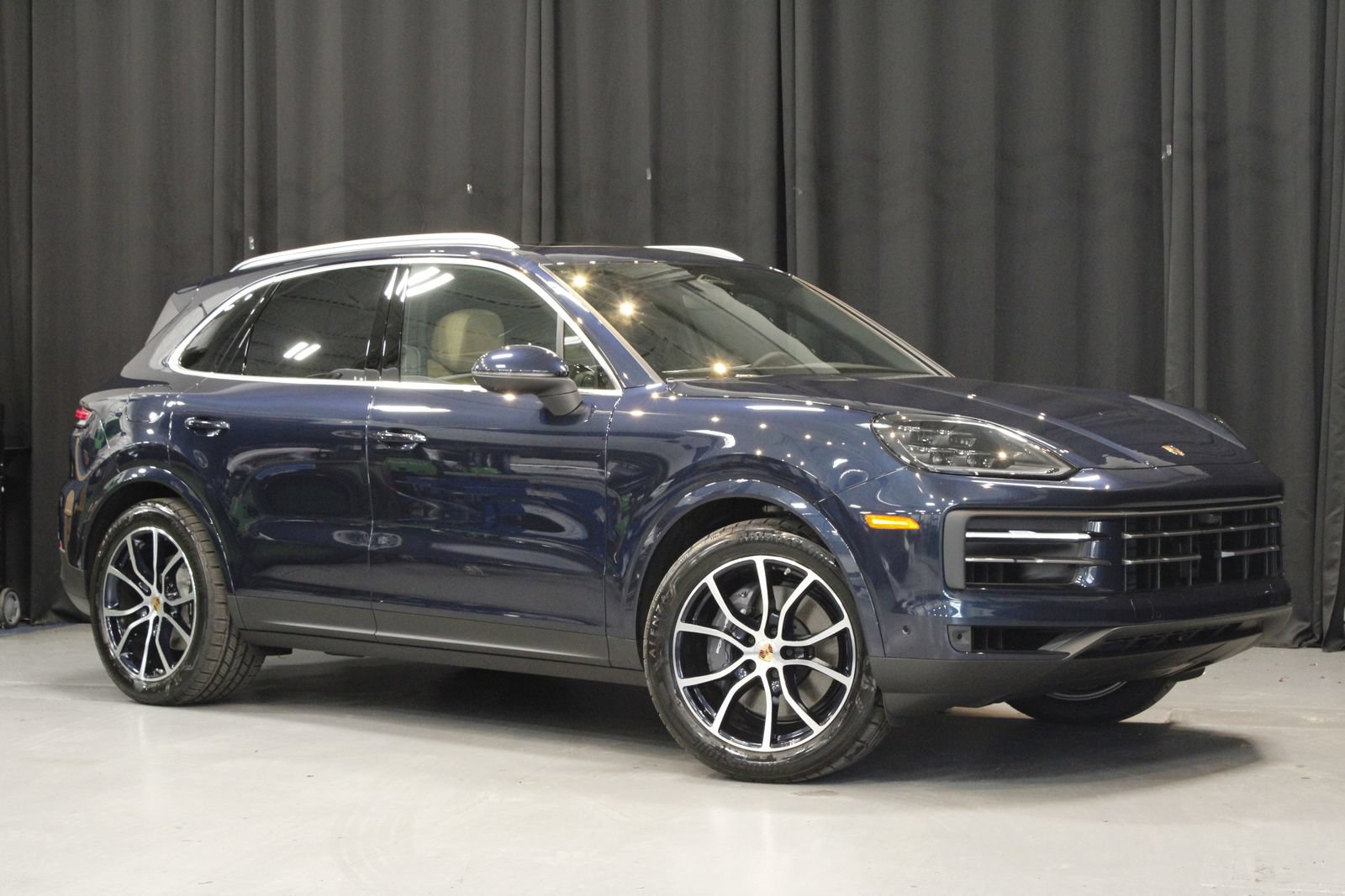 New 2026 Porsche Cayenne AWD/4WD image 7