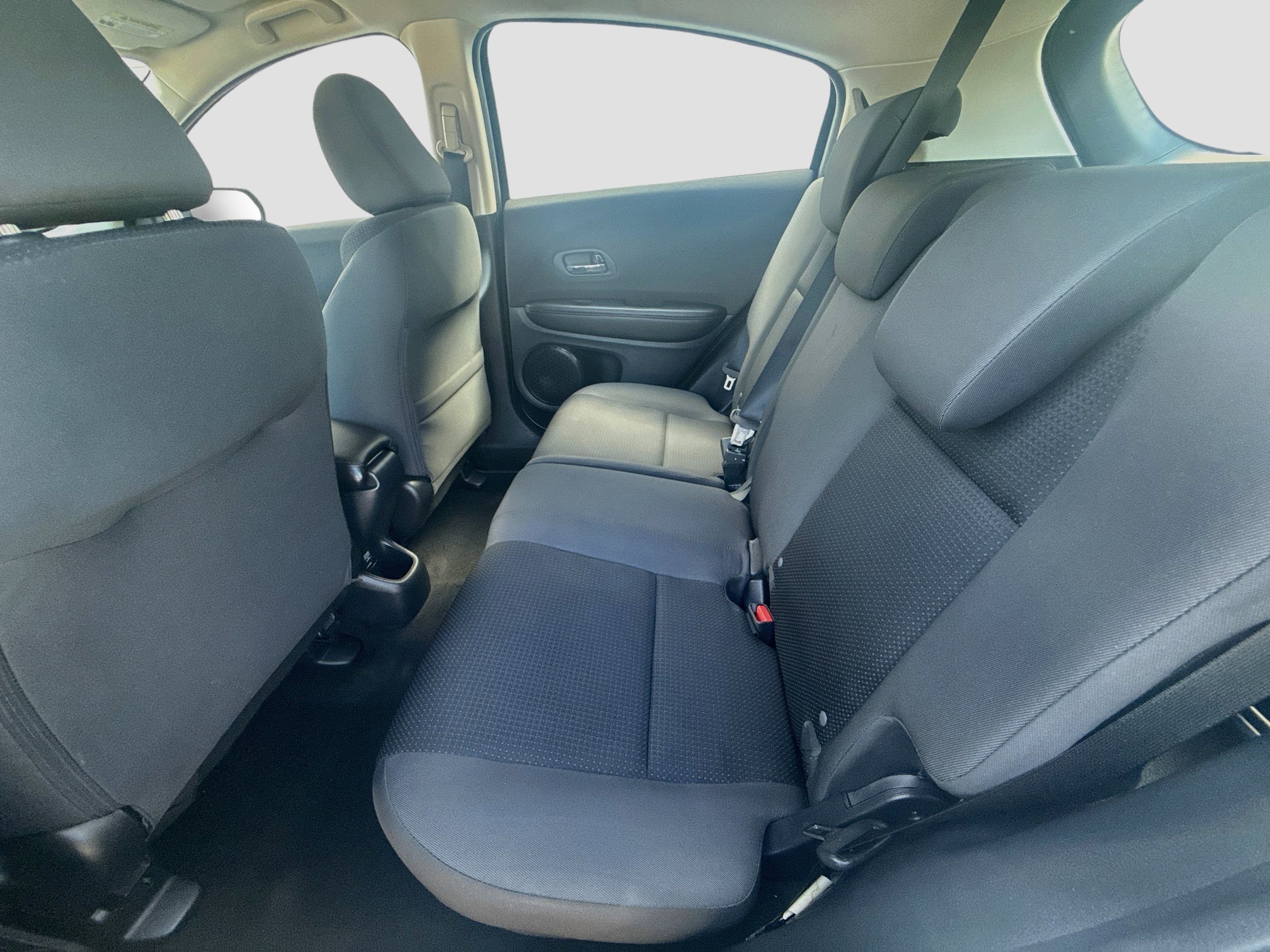 Used 2022 Honda HR-V LX image 22
