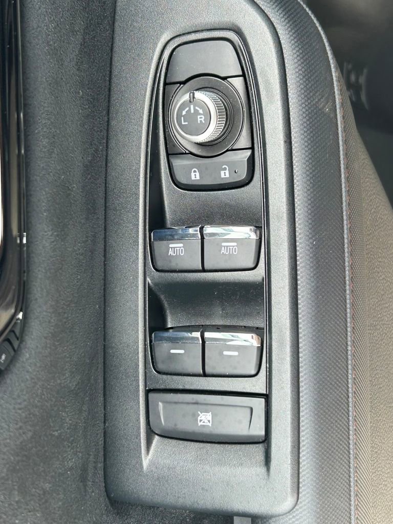 Used 2025 Subaru Forester Touring image 26