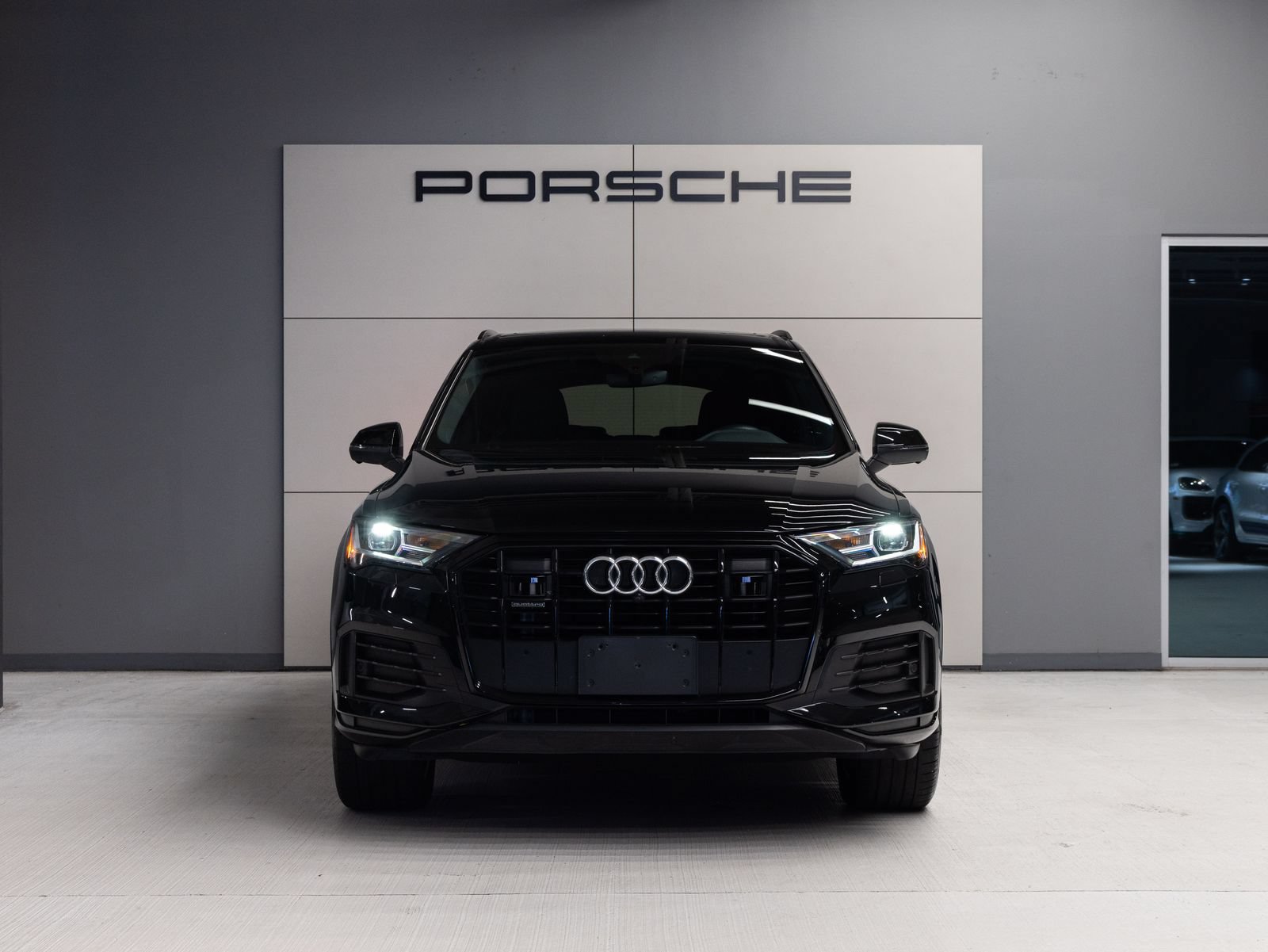 Used 2022 Audi Q7 2.0T Premium Plus w/ Premium Plus Package AWD/4WD image 10