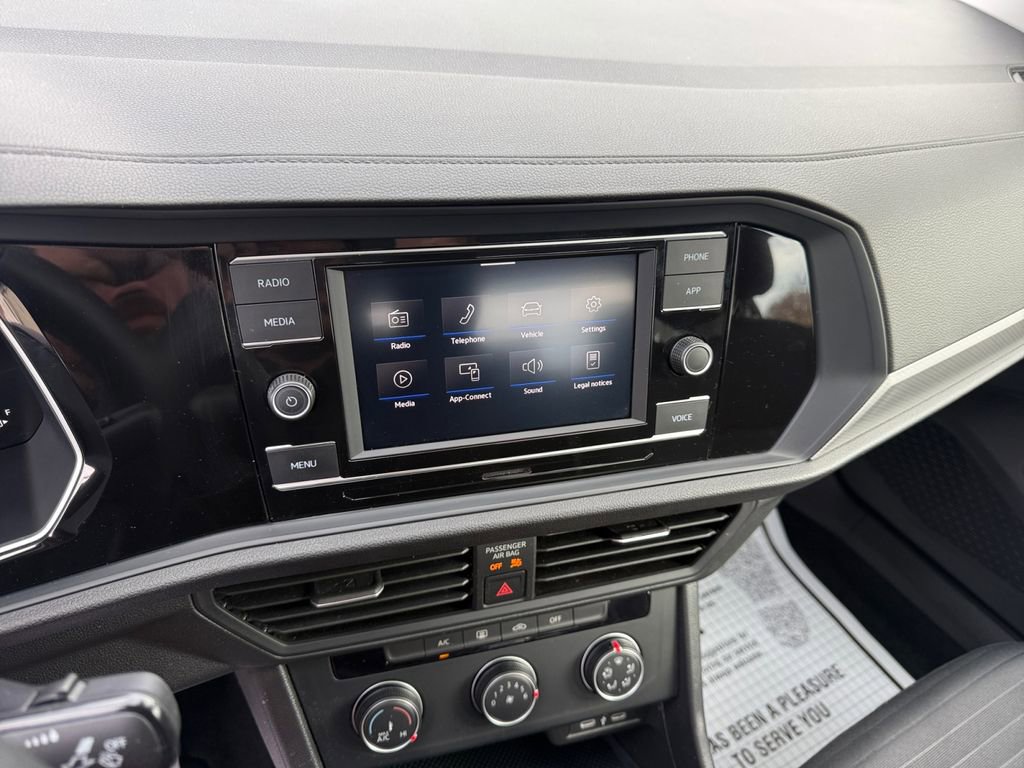 Used 2024 Volkswagen Jetta S image 28