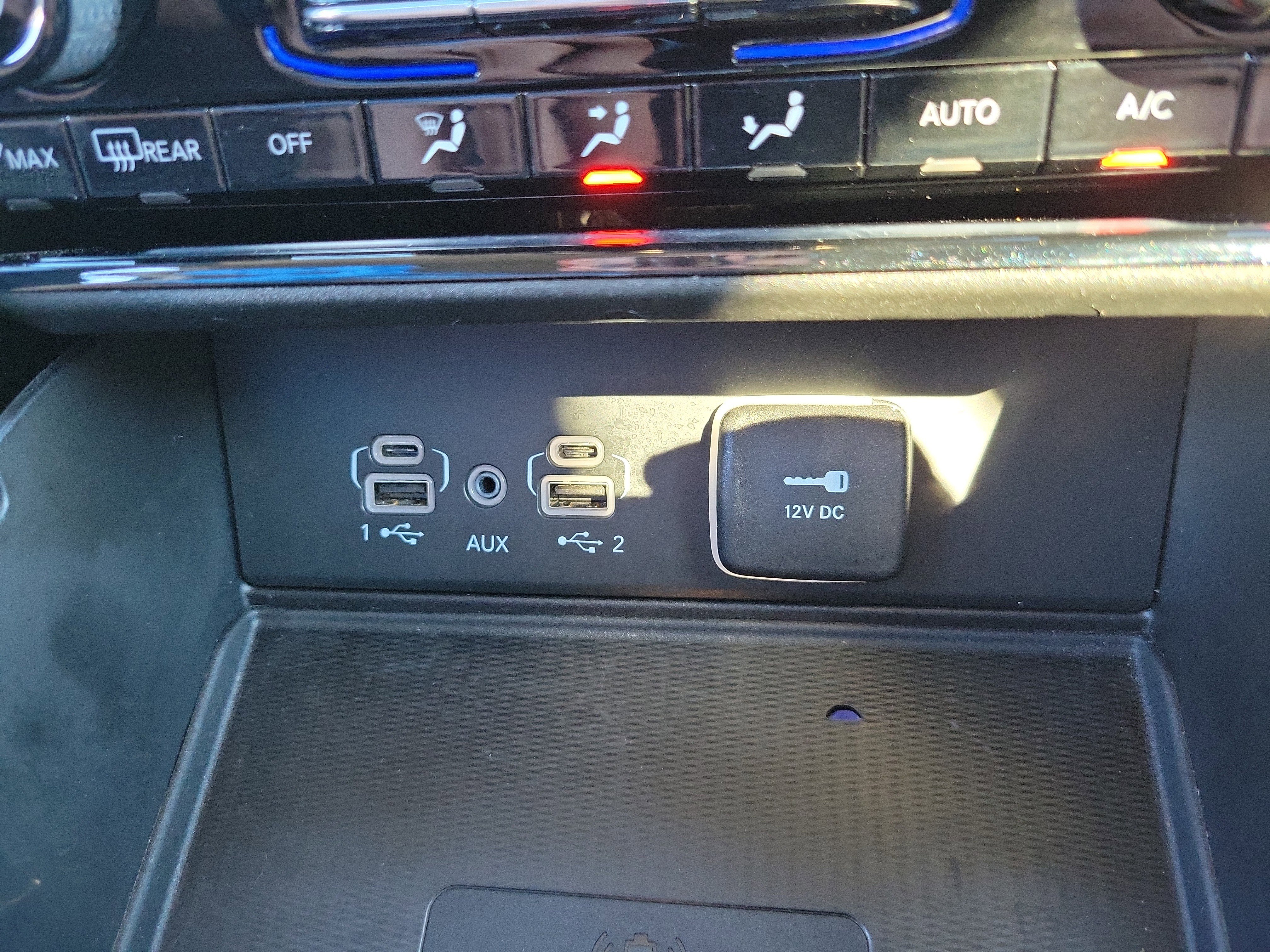 Used 2023 Jeep Grand Cherokee Limited w/ Luxury Tech Group II image 25