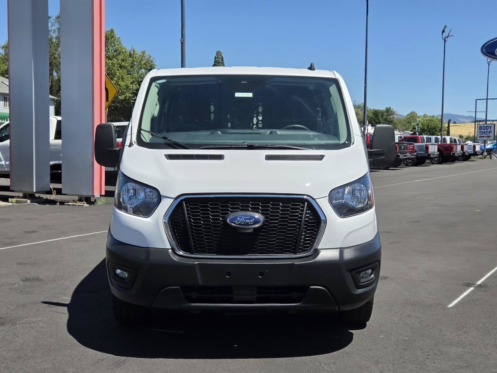 Used 2025 Ford Transit 250 Low Roof w/ Exterior Upgrade Package RWD image 2