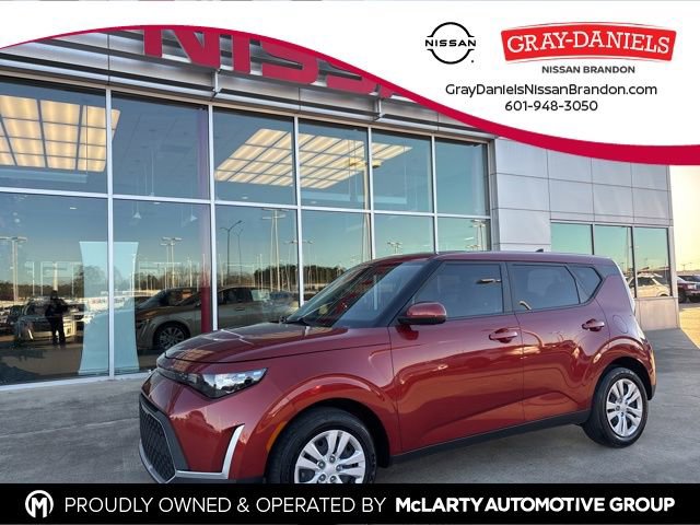 Used 2024 Kia Soul LX image 1