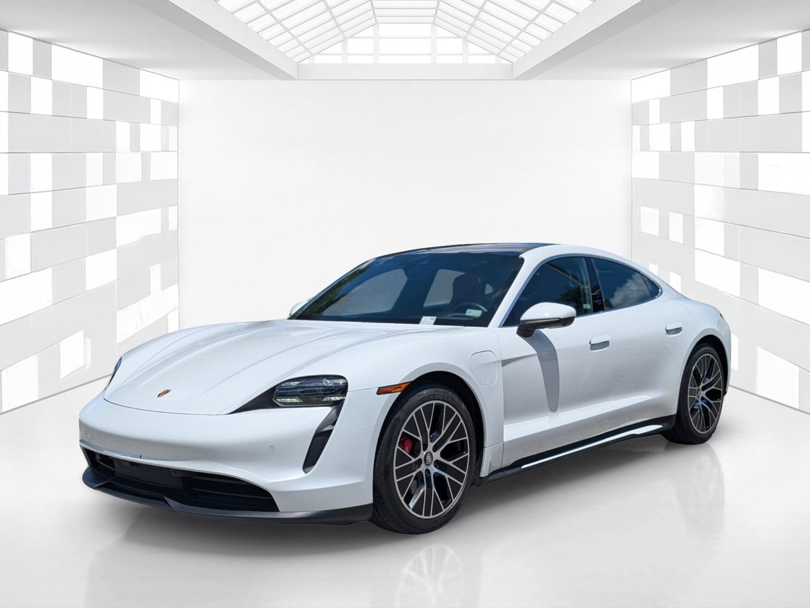 Used 2021 Porsche Taycan 4S AWD/4WD image 3