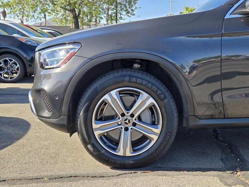 Used 2021 Mercedes-Benz GLC 300 w/ Multimedia Package image 10