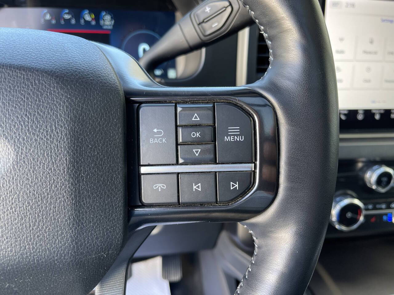 Used 2026 Ford F350 Platinum AWD/4WD image 24