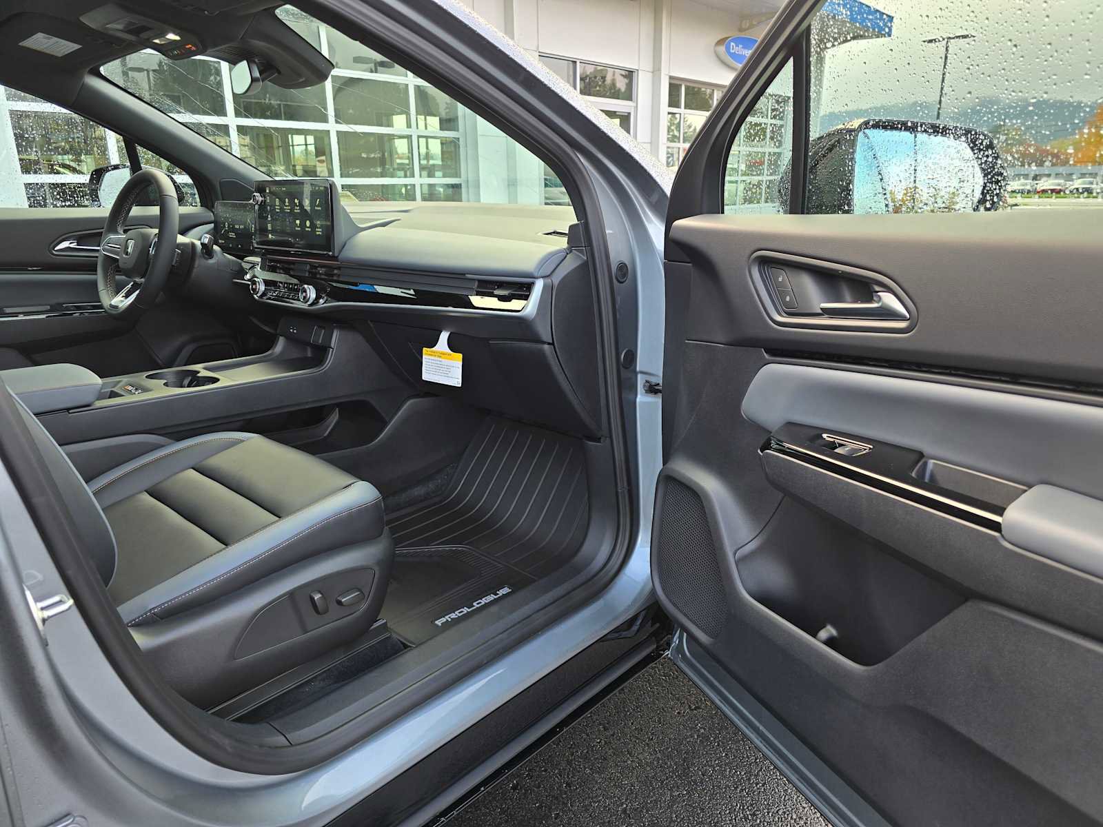 New 2026 Honda Prologue Touring image 13