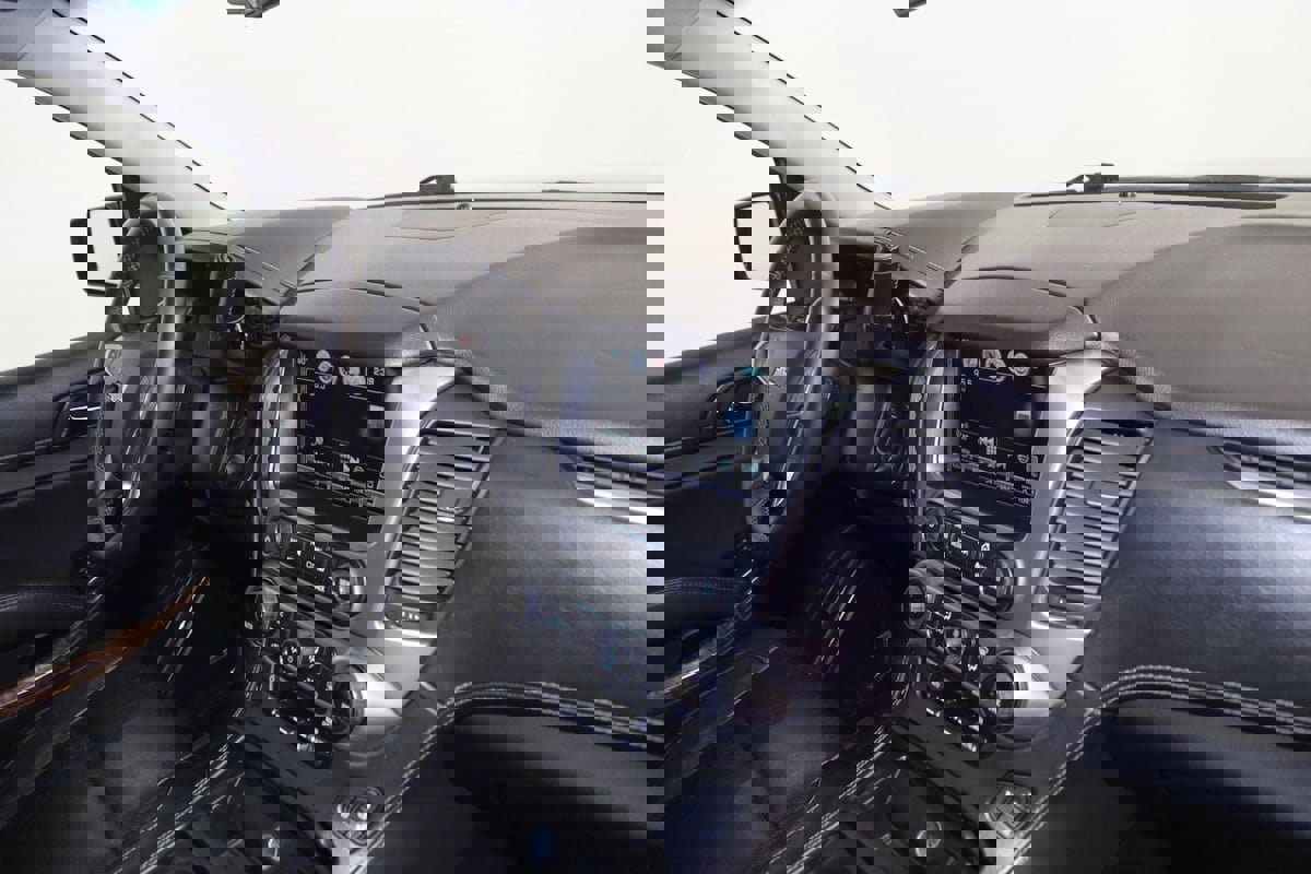 Used 2017 Chevrolet Tahoe Premier image 40