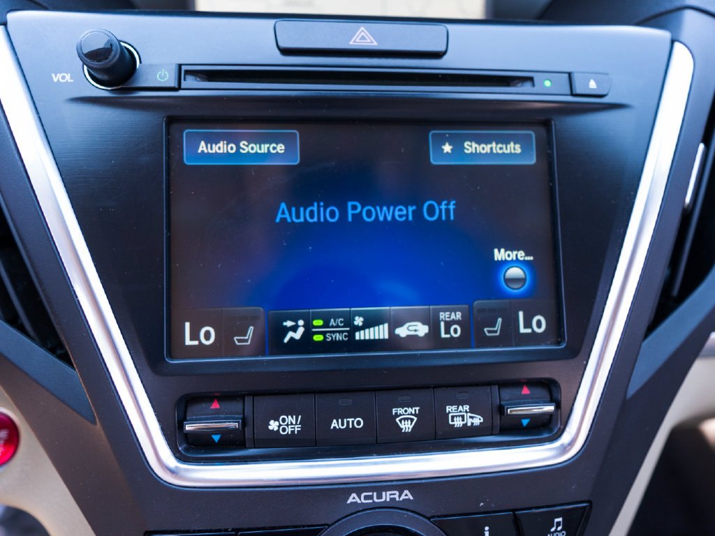 Used 2015 Acura MDX w/ Technology Package AWD/4WD image 33