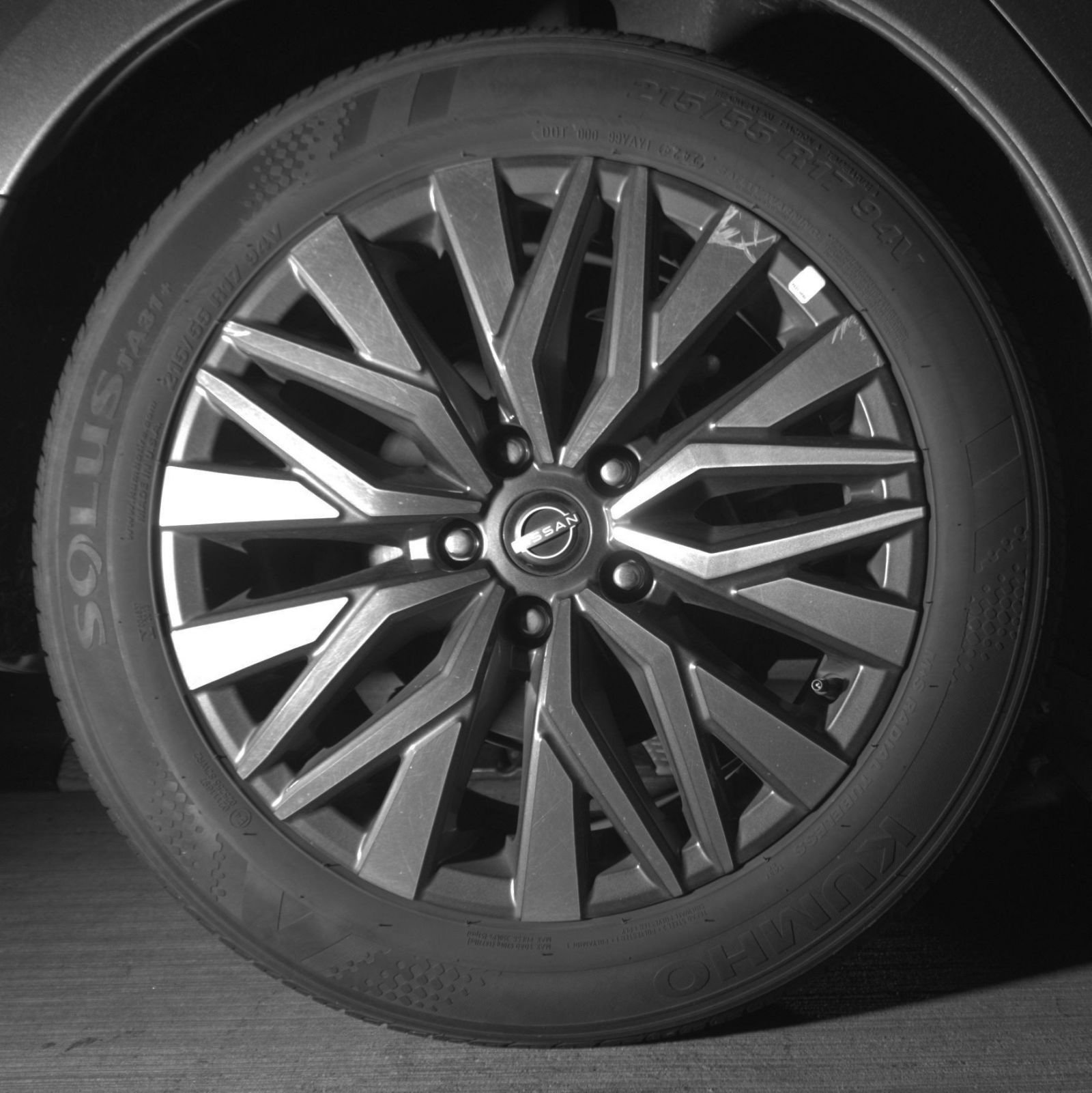 Used 2025 Nissan Altima 2.5 SV FWD image 18