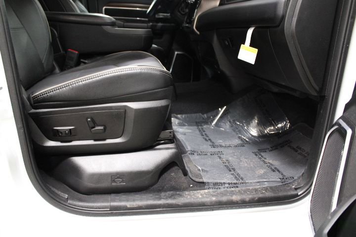 Used 2024 RAM 2500 Laramie image 23