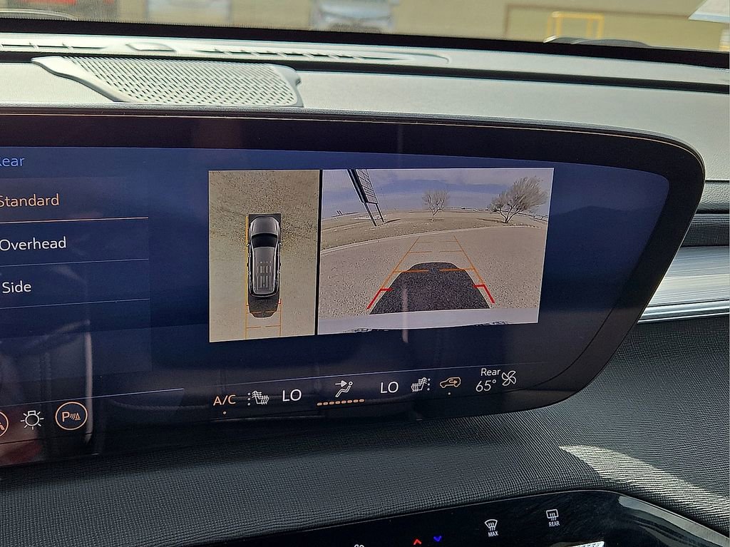 Used 2025 Buick Enclave Preferred image 27