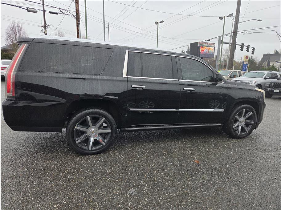 Used 2015 Cadillac Escalade ESV Premium image 6