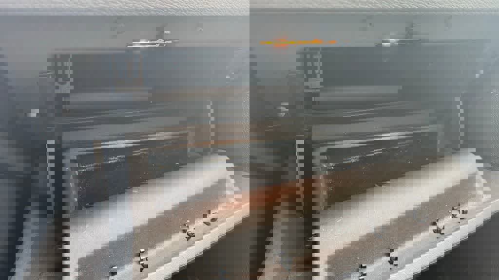 Used 2016 Volvo XC60 T6 w/ Proximity Package image 23