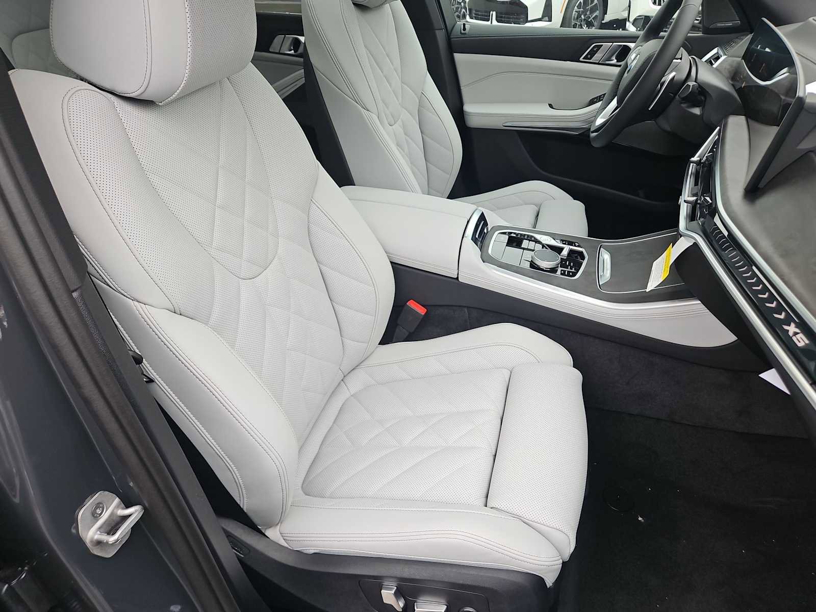Used 2026 BMW X5 xDrive40i image 22