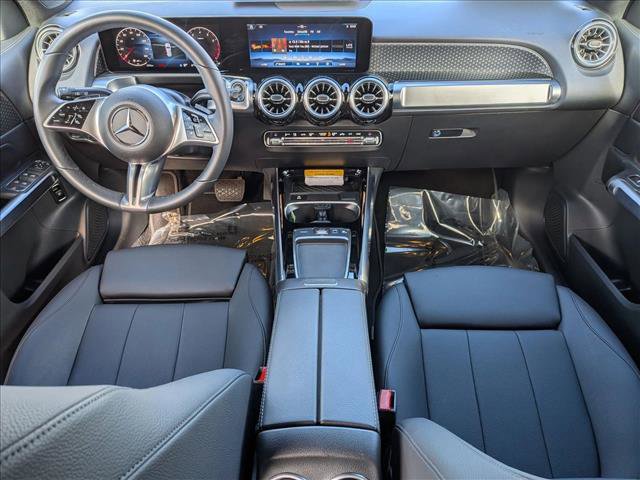 Certified 2025 Mercedes-Benz GLB 250 image 17