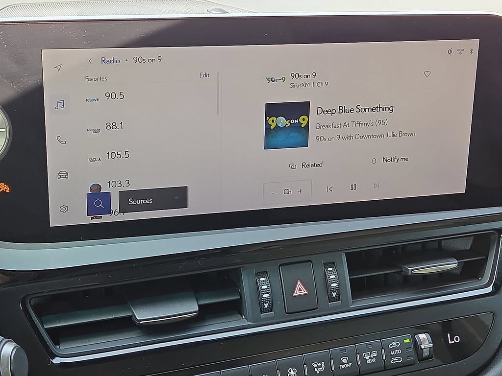 Used 2025 Lexus ES 350 w/ Premium Package FWD image 26