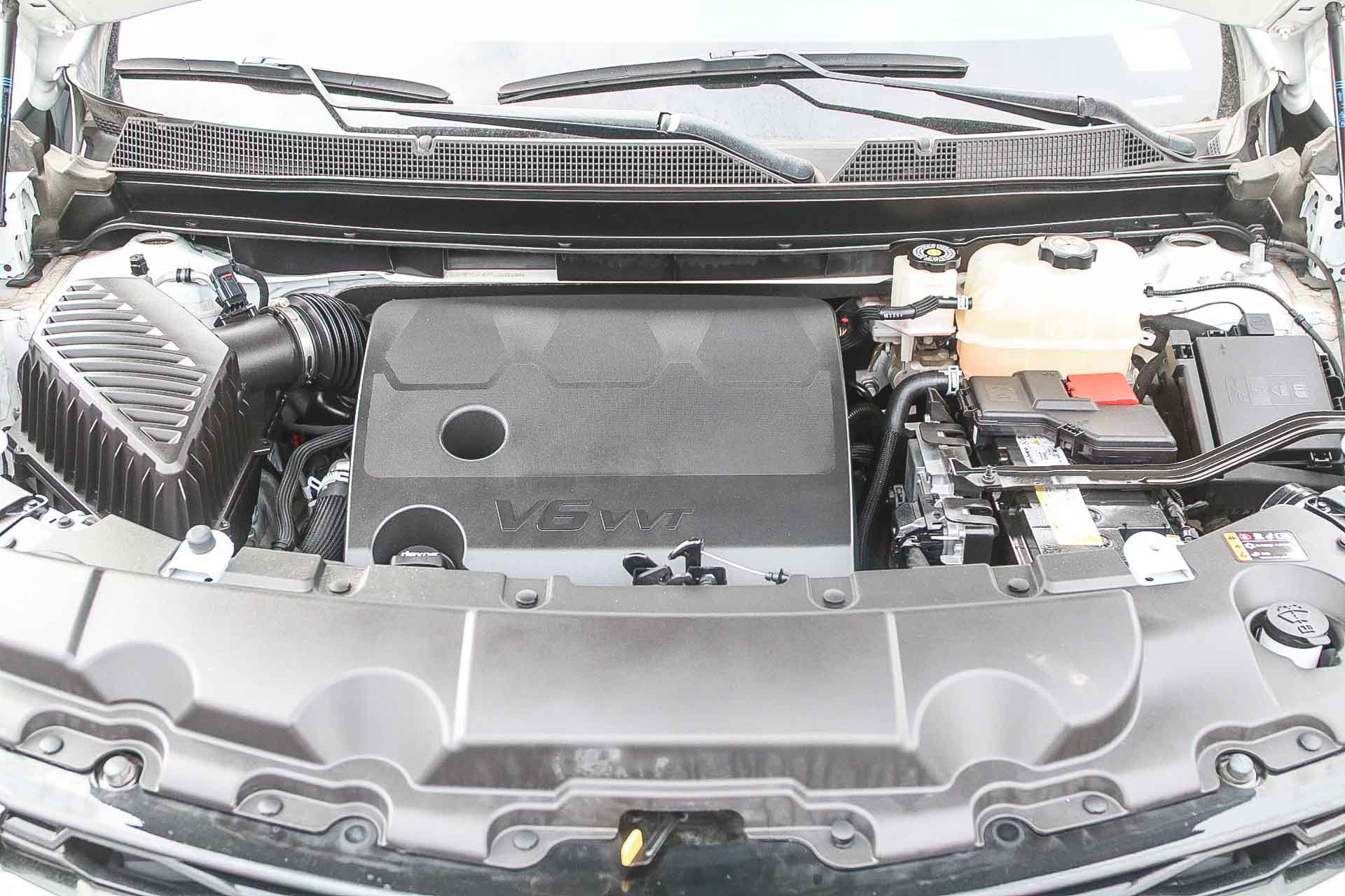 Used 2023 Chevrolet Traverse RS w/ LPO, Cargo Package image 29