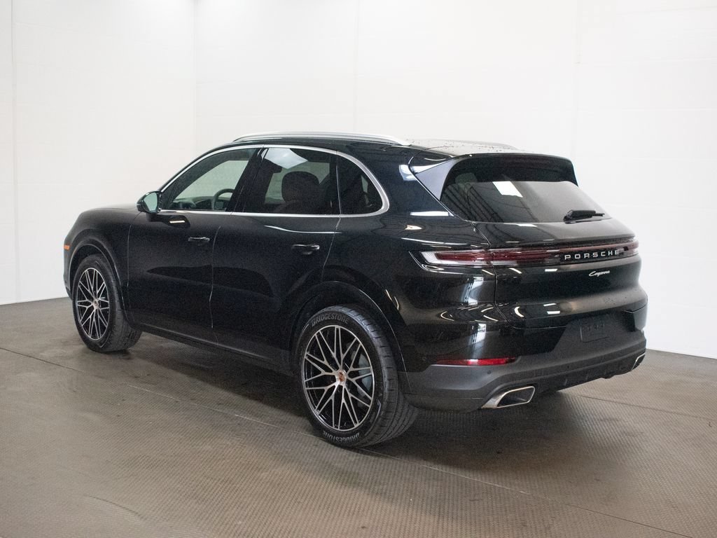 New 2026 Porsche Cayenne AWD/4WD image 3