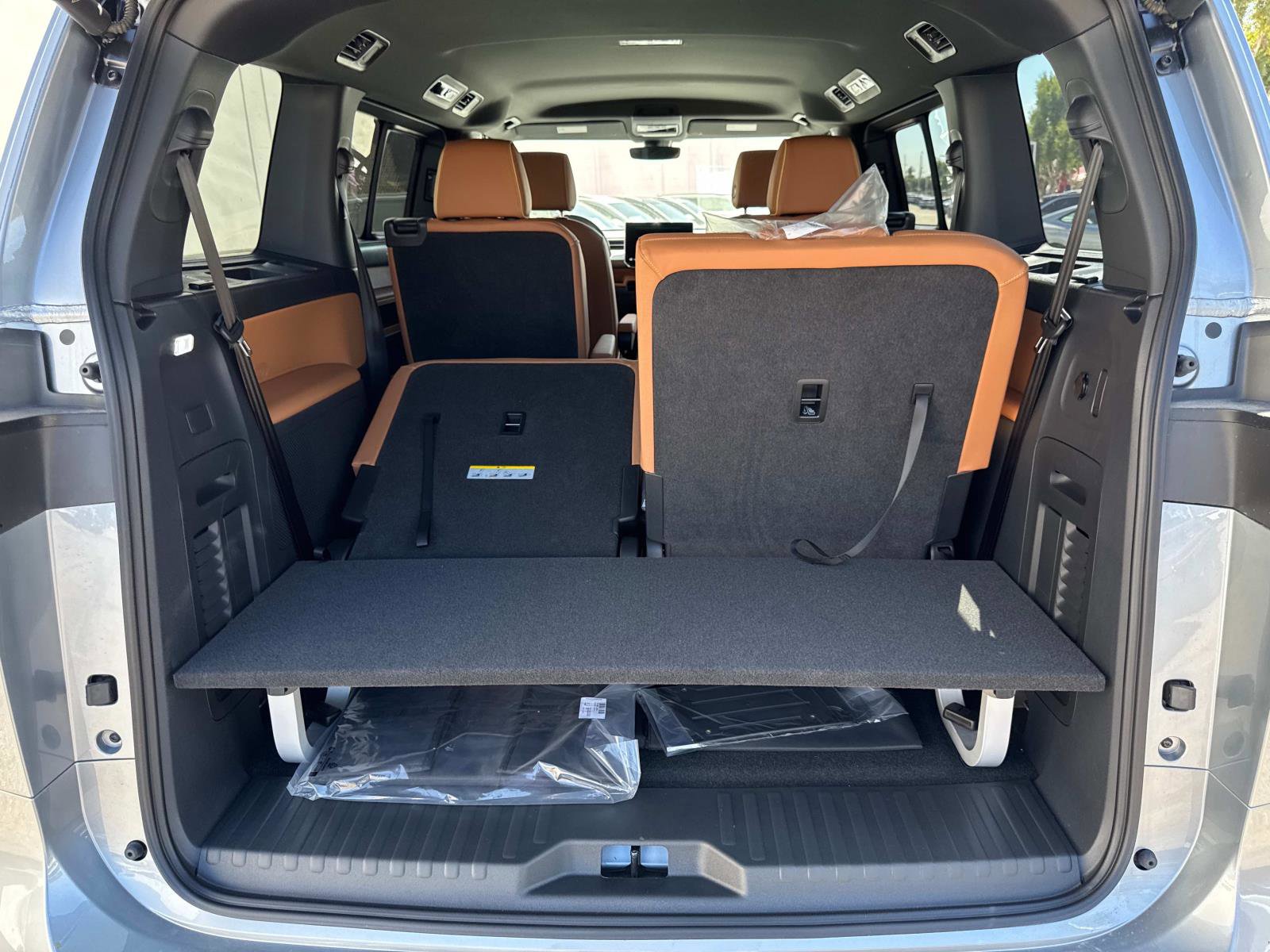 New 2025 Volkswagen ID. Buzz Pro S Plus image 7