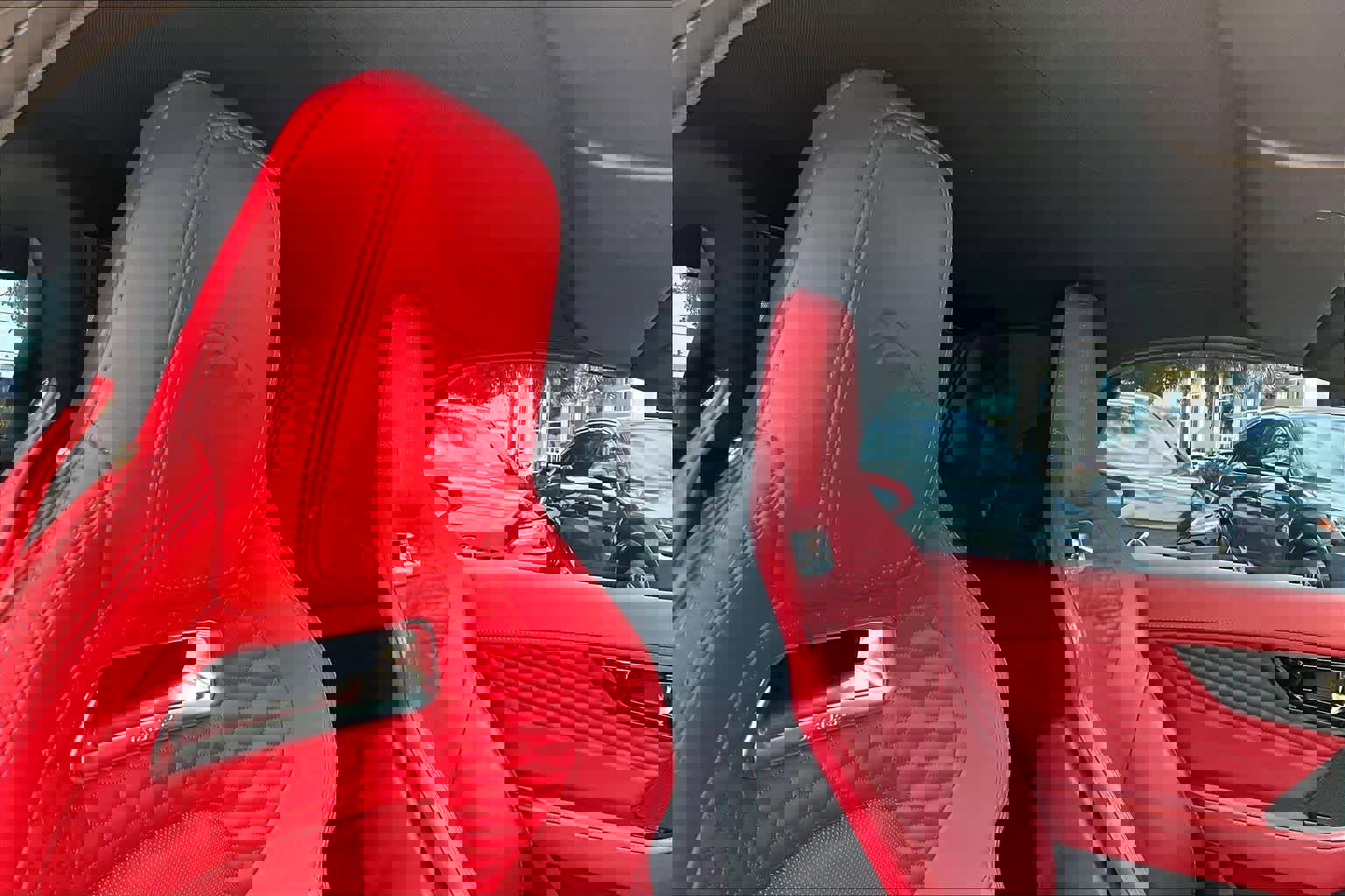 Used 2022 Jaguar F-TYPE Convertible image 14